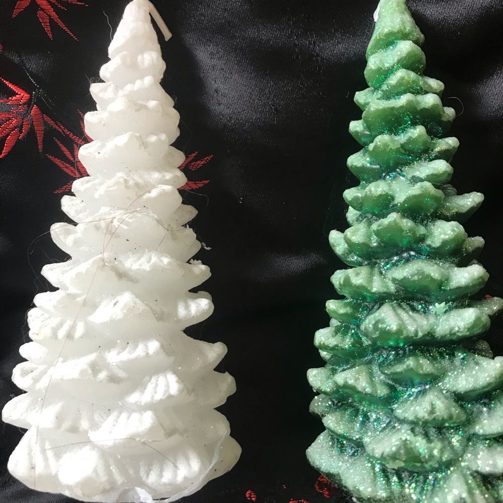 Set of two Christmas Tree Candles